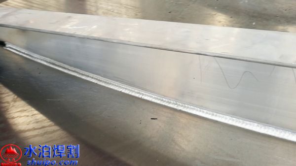 三星加強筋焊接機器人視頻_104244165