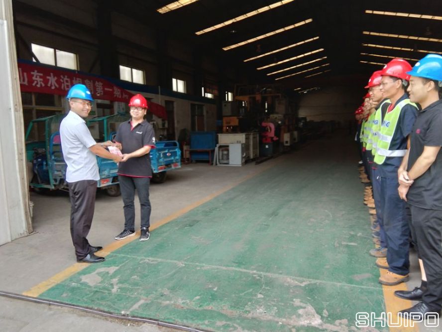 后服務部孫長磊，在ABB機器人培訓考試中榮獲第一名